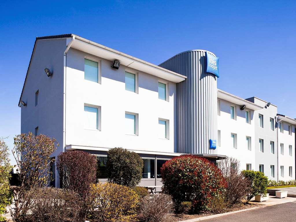 Ibis Budget Clermont Ferrand Nord Riom Exterior foto