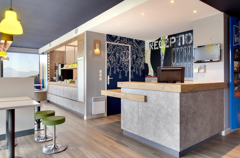 Ibis Budget Clermont Ferrand Nord Riom Exterior foto
