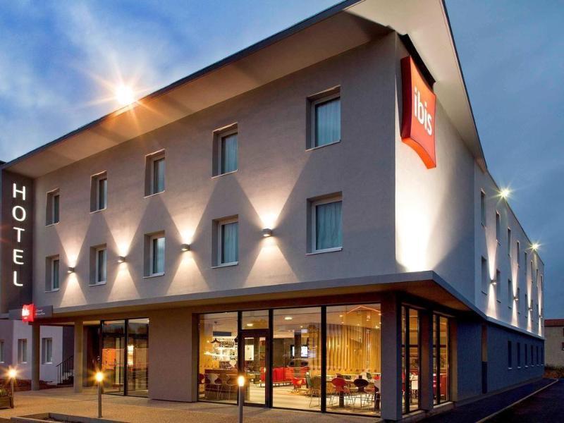 Ibis Budget Clermont Ferrand Nord Riom Exterior foto